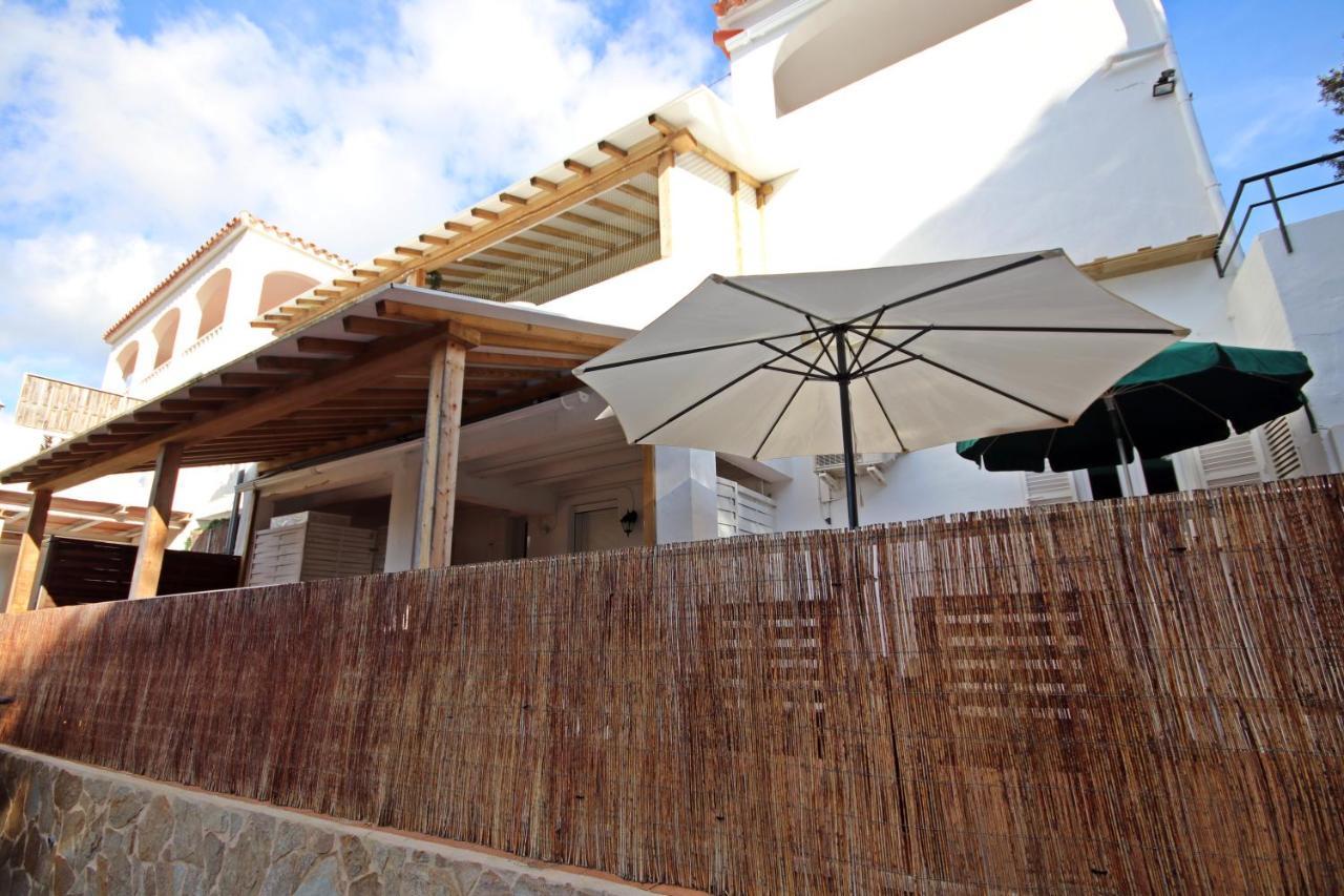 Wunderschoenes Kleines Apartment Fuer 2 Personen Mit Idylischen Blick Ins Gruene Cala Galdana  Bagian luar foto